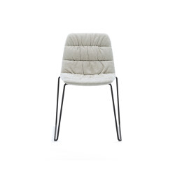 Maarten Outdoor chair with soft upholstery | Chairs | viccarbe