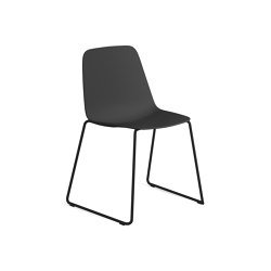 Maarten Plastic Outdoor chair | Chaises | viccarbe