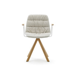 Maarten chair - wooden swivel base & soft upholstery | Chaises | viccarbe