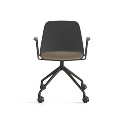 Maarten Plastic chair - pyramid swivel base with casters & cushion | Sedie | viccarbe