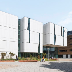 concrete skin | BIOS Teeside University | Concrete panels | Rieder