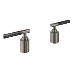 Atrio Private Collection Sticks made from Vanilla Noir Caesarstone material | Complementos rubinetteria bagno | GROHE