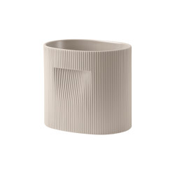 Ridge Planter | H24cm | Vases | Muuto