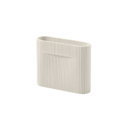 Ridge Vase | H16,5cm | Floreros | Muuto