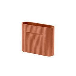 Ridge Vase | H16,5cm | Floreros | Muuto