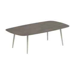 Styletto low dining table 220x120cm | Tavoli pranzo | Royal Botania