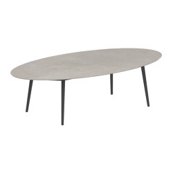 Styletto low dining table 250x130cm | Tables de repas | Royal Botania