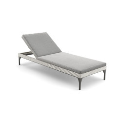 MU Beach chair | Tumbonas | DEDON