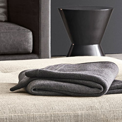 Andersen "Throw" | Home textiles | Minotti