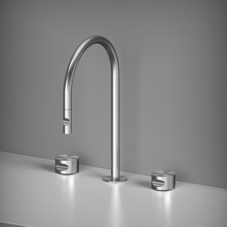 Thumb | Countertop mixer group with spout, extractable hand-shower and 2-waydiverter | Griferías de cocina | Quadrodesign