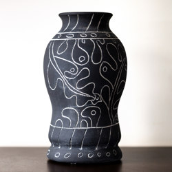 Frida Vase Tall Black | Dining-table accessories | Dusty deco