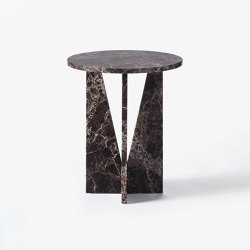 V Side Table Dark Emperador | Tavolini alti | Dustydeco