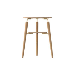 My Spot | table oak, brass | Mesas auxiliares | UMAGE