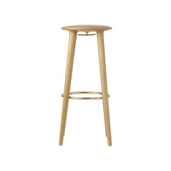 The Socialite | bar stool, oak | open base | UMAGE