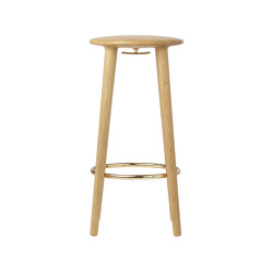 The Socialite | counter stool, oak | Hocker | UMAGE