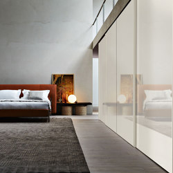 Gliss Master Blade | Wardrobe | Cabinets | Molteni & C