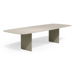 Lucca dining table 320x125cm | Dining tables | Tribù