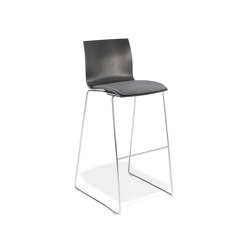 Trio stool on sled metal frame | Bar stools | Kusch+Co