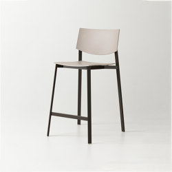 Beba young stool | open base | Pointhouse
