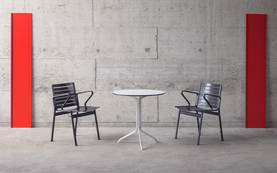 Elox-Stuhl | Stühle | Lehni