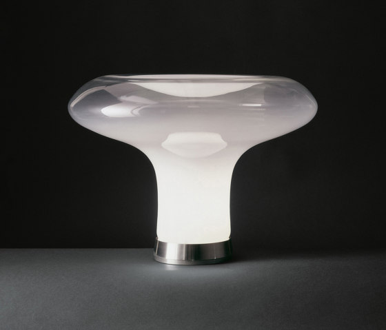 Lesbo | Lampade tavolo | Artemide