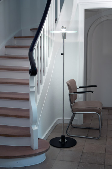 BST23 Bauhaus Floor lamp | Free-standing lights | Tecnolumen