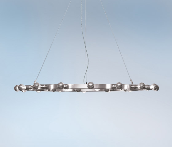 Dione 800 | Lámparas de suspensión | Licht im Raum