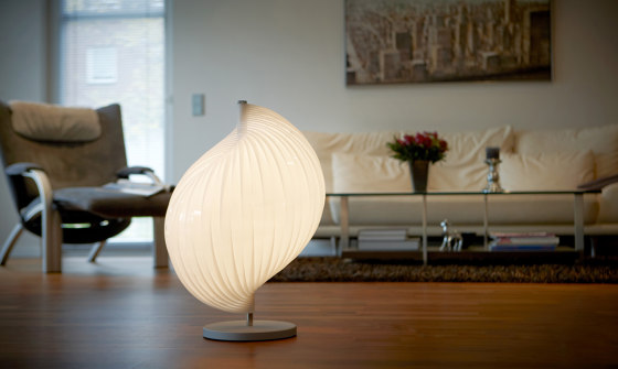 THL01 "La perle" Table lamp | Table lights | Tecnolumen