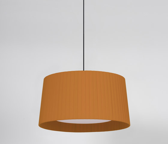 GT5 | Pendant Lamp | Suspended lights | Santa & Cole