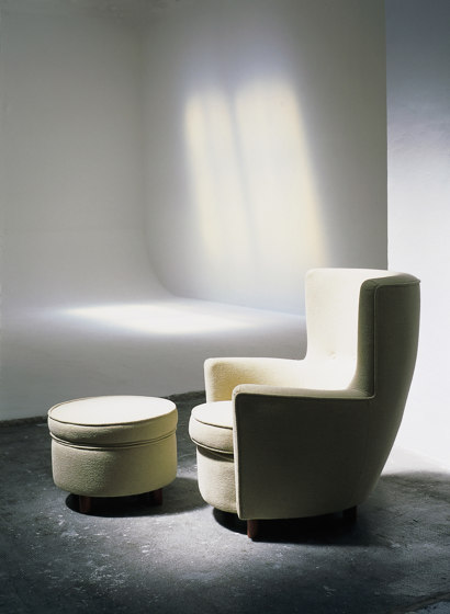Moragas Armchair | Furniture | Sessel | Santa & Cole