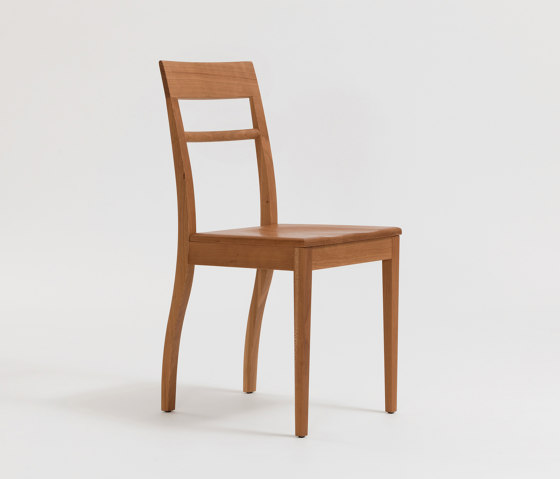 Blue Chair Wooden Seat | Chairs | Zeitraum