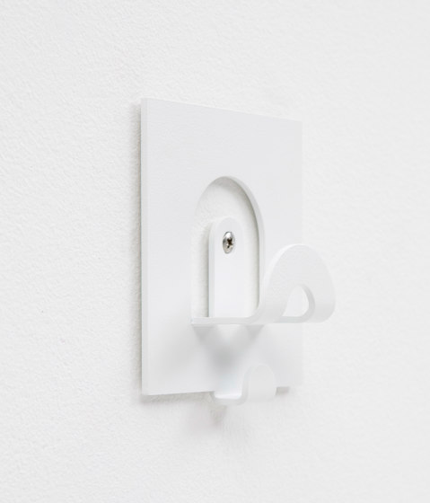 Flow Coat Hooks 1 hook | Single hooks | Cascando