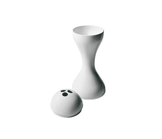 Newson Vase | Vases | Cappellini