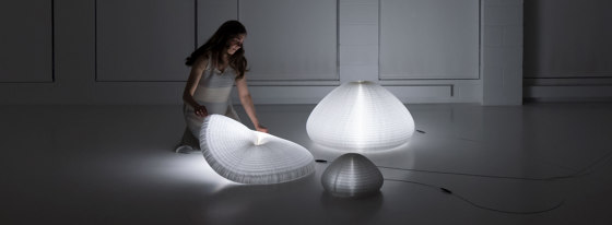 urchin softlight | shape shifting lamp | Table lights | molo