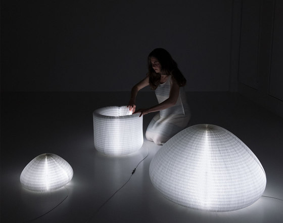urchin softlight | shape shifting lamp | Table lights | molo