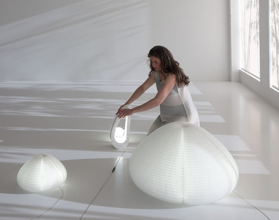 urchin softlight | shape shifting lamp | Table lights | molo