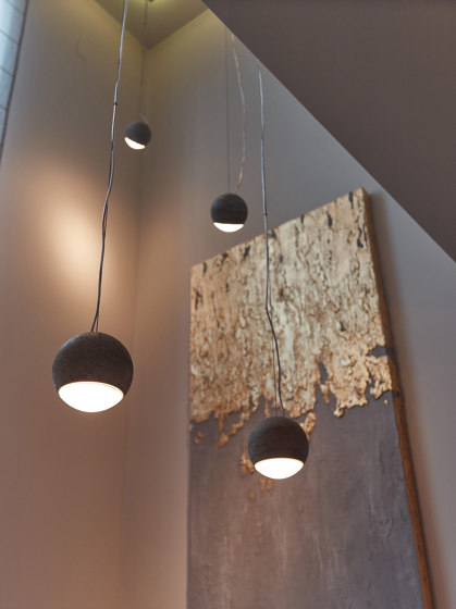 DJM08 "Trabant" Pendant lamp | Suspended lights | Tecnolumen