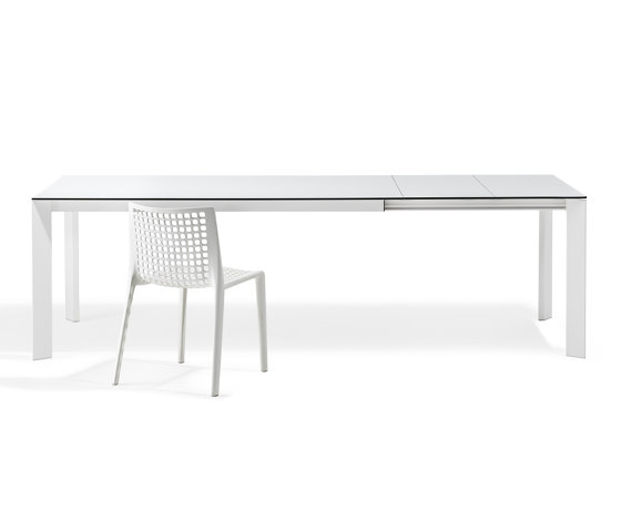 Every | table | Dining tables | Desalto