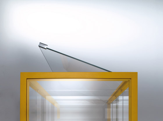 SA 03 | Sideboard by Laurameroni | Display cabinets