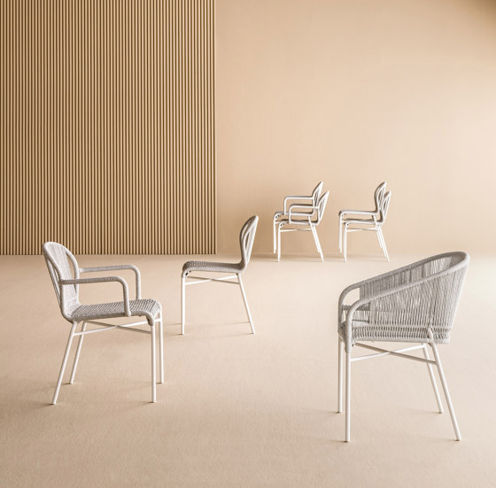 Cricket armchair | Chairs | Varaschin