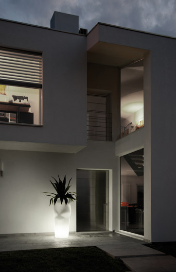 Saving/Space/Vase | Light | Luminaires de sol | PLUST