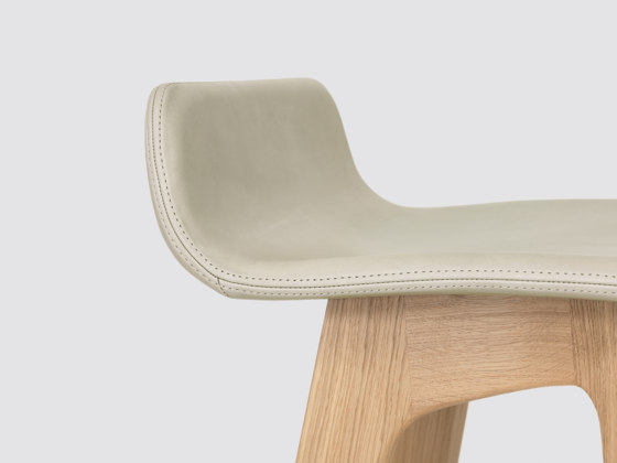Morph Bar Fully Upholstered | Bar stools | Zeitraum