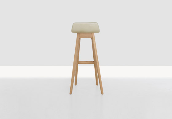 Morph Bar Fully Upholstered | Bar stools | Zeitraum