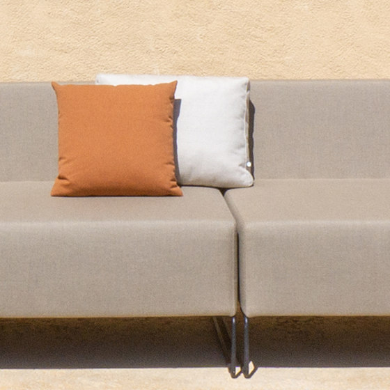 BOB Cushion | Cuscini | april furniture