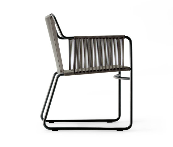HARP 359 Dining Armchair | Chairs | Roda