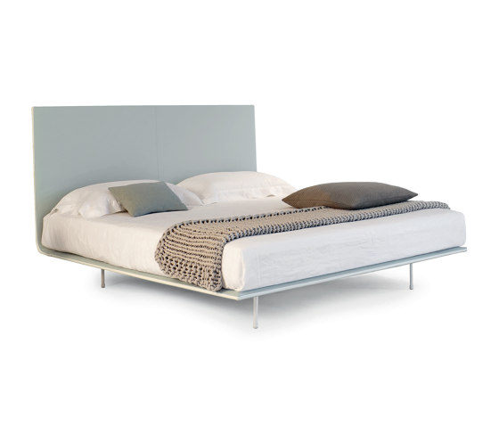 Thin | Beds | Bonaldo