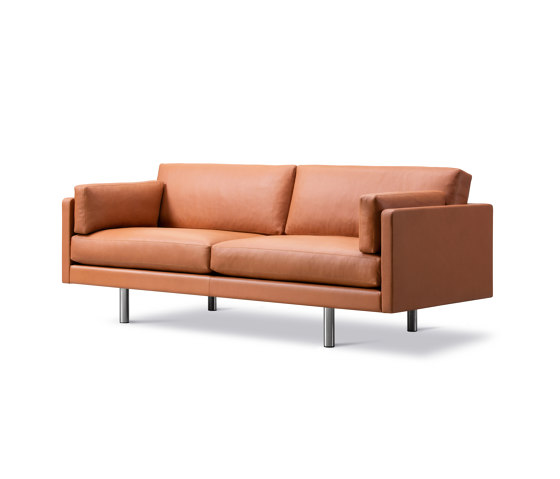 EJ220 Sofa 2 seater 76 | Sofas | Fredericia Furniture