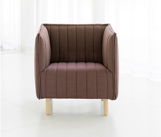Kvilt easy chair | Armchairs | Gärsnäs