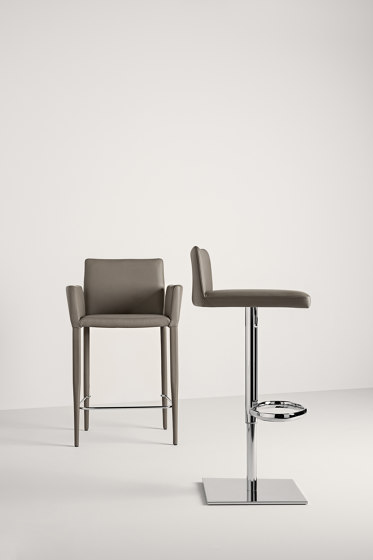 Bella GP | height-adjustable stool | Sgabelli bancone | Frag