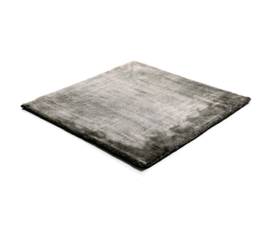 Studio NYC Pearl Edition anthracite | Rugs | kymo